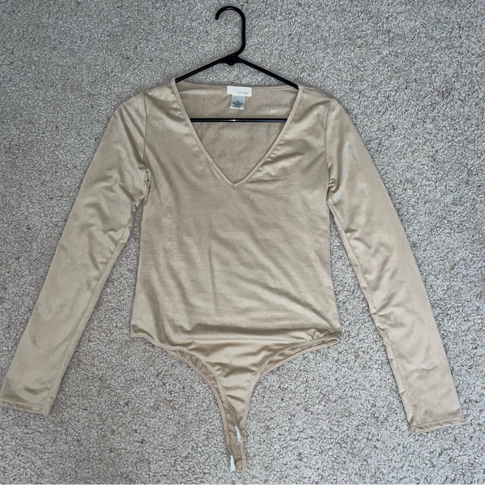 Long sleeve body suit